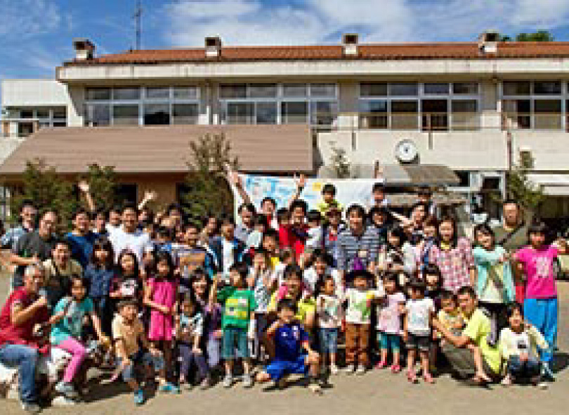 地域活動をする男性(イキメン)推進